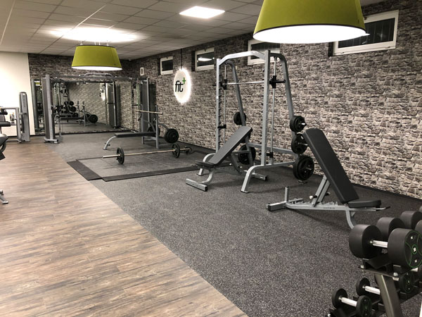 fitplus_Fitnessstudio Luetzen Krafttraining_2